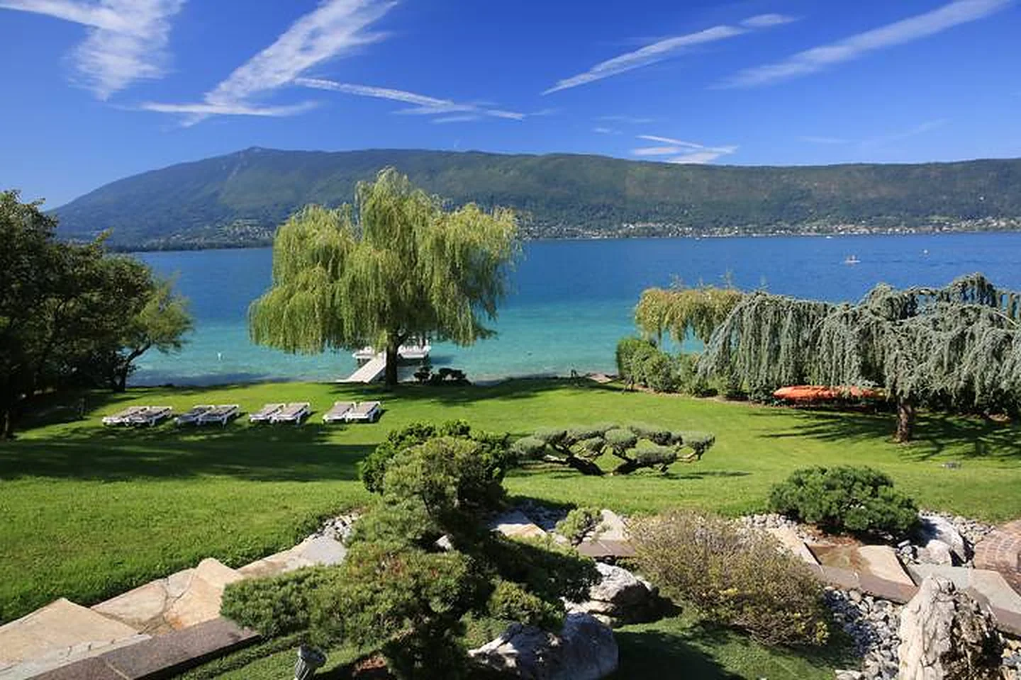 Veyrier-du-Lac — Domaine au Bord de l'Eau