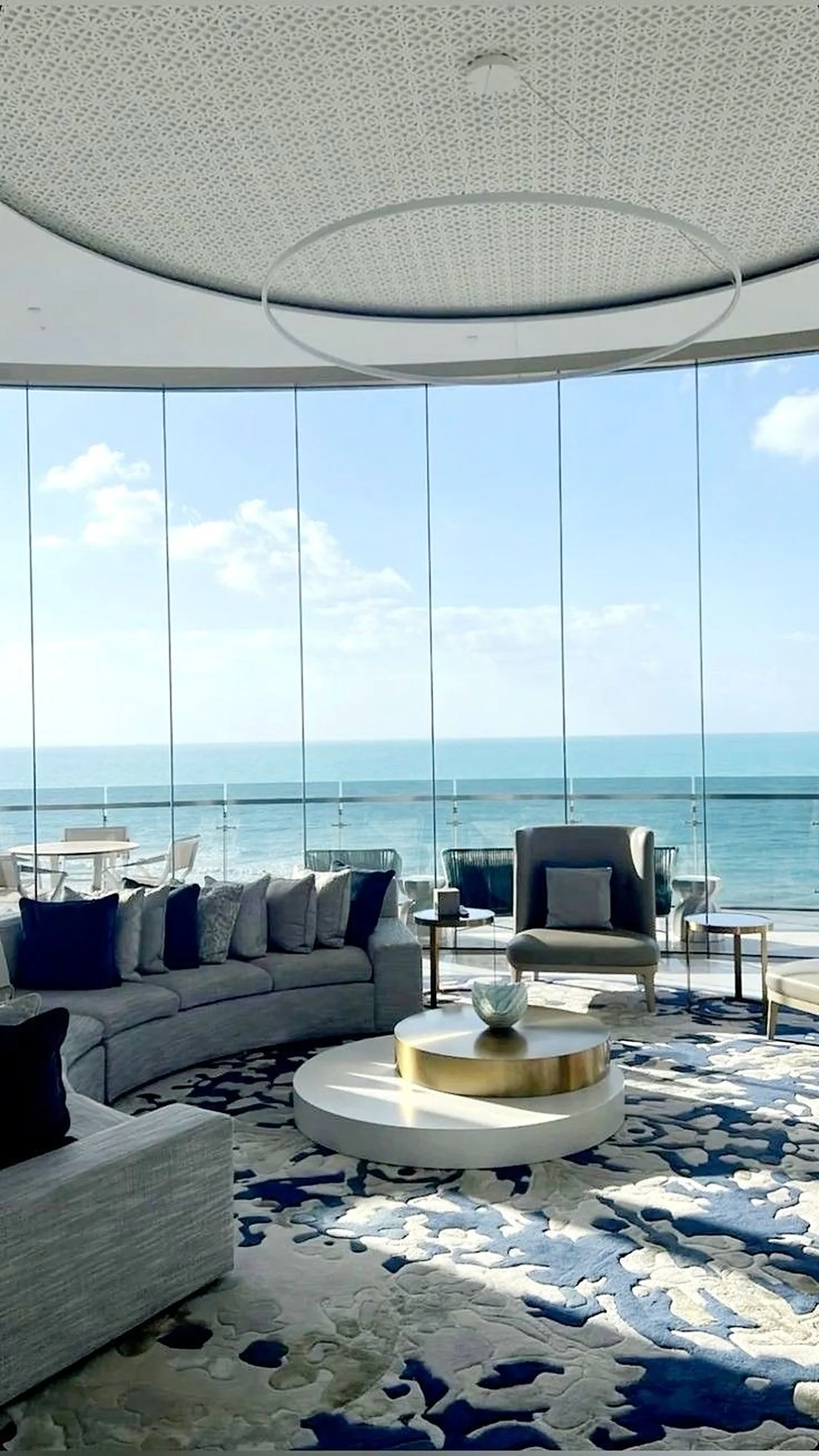 Au cœur de la Maison — Off-Market